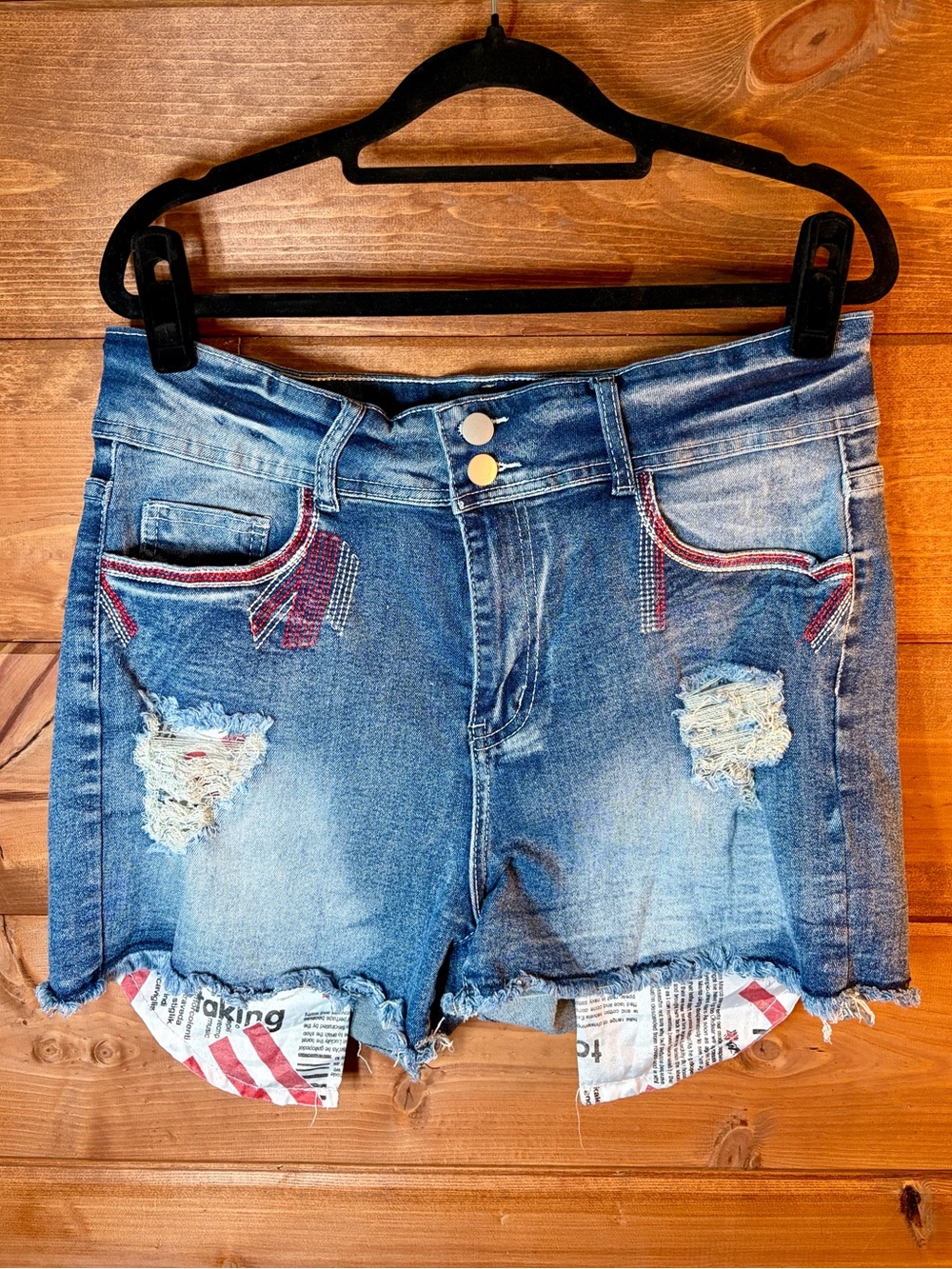 Women's Embroidered Distressed Blue Patriotic Distressed Jean Shorts Size 10 💕🇺🇸